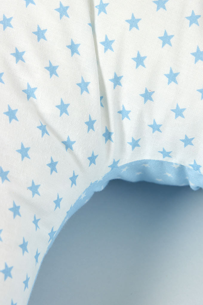 Almofada amamentação estampada com estrelas